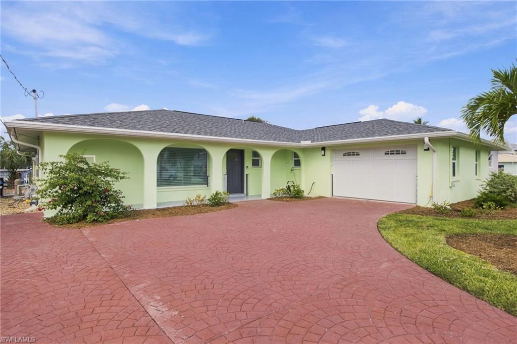 371 Washington Ct — photo