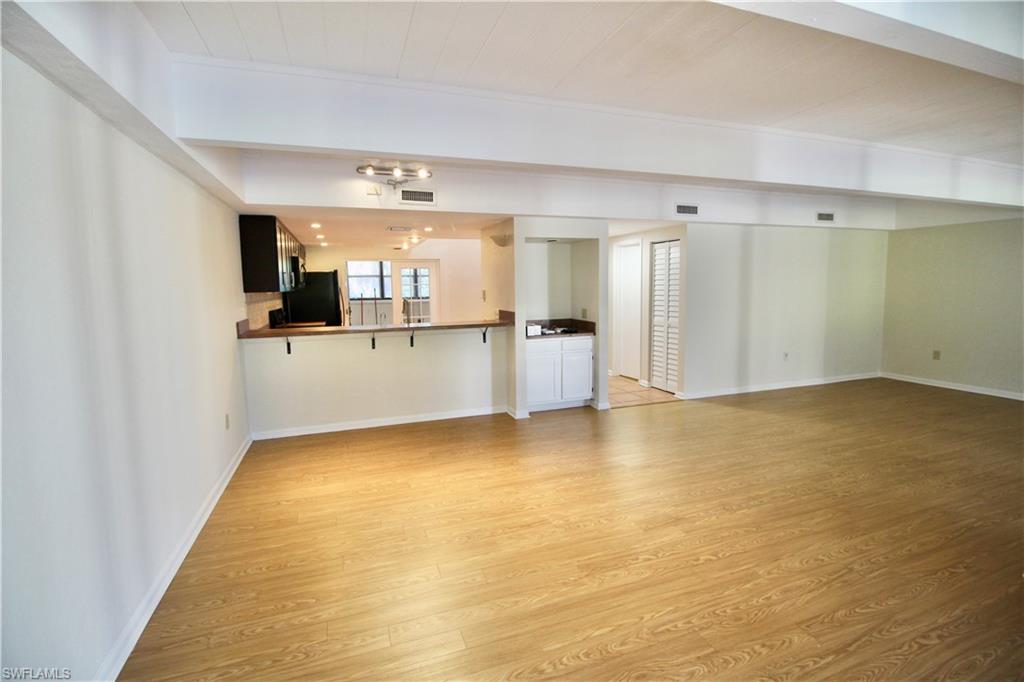 16442 Timberlakes Dr Unit 203 — photo