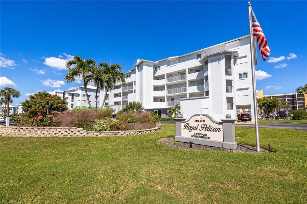 4511 Bay Beach Ln Unit 315 — photo