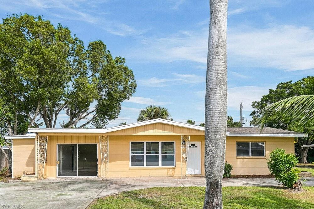 1455 Charles Rd — photo