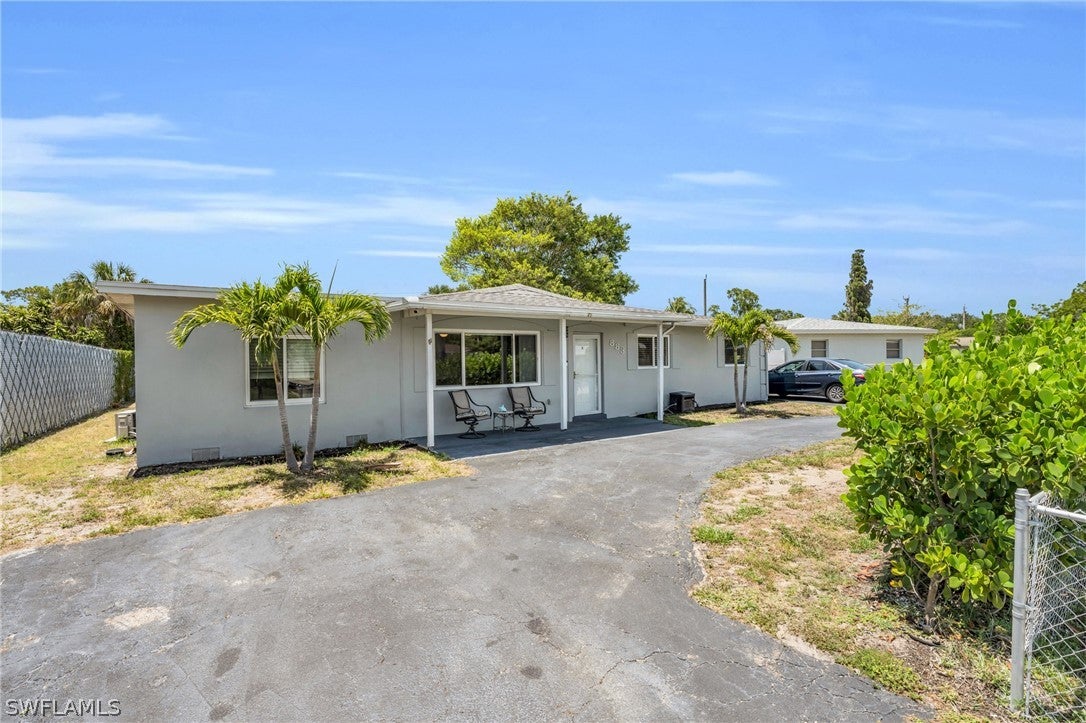 883 Coconut Circle E — photo