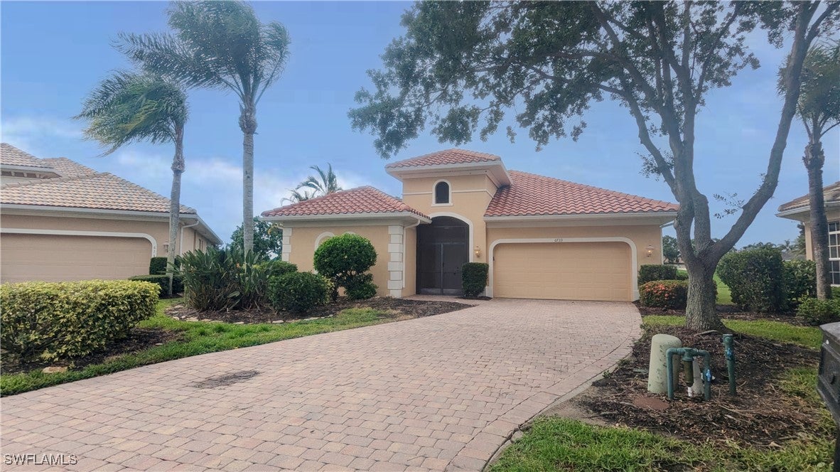 6733 Bent Grass Drive — photo