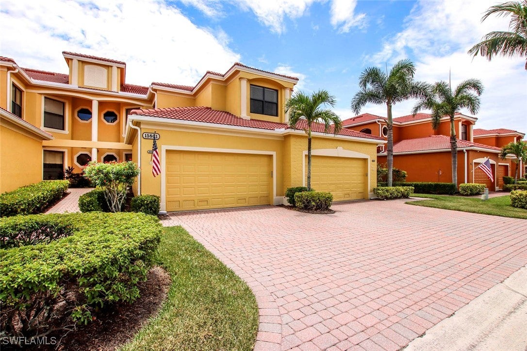 15801 Prentiss Pointe Circle 102 — photo