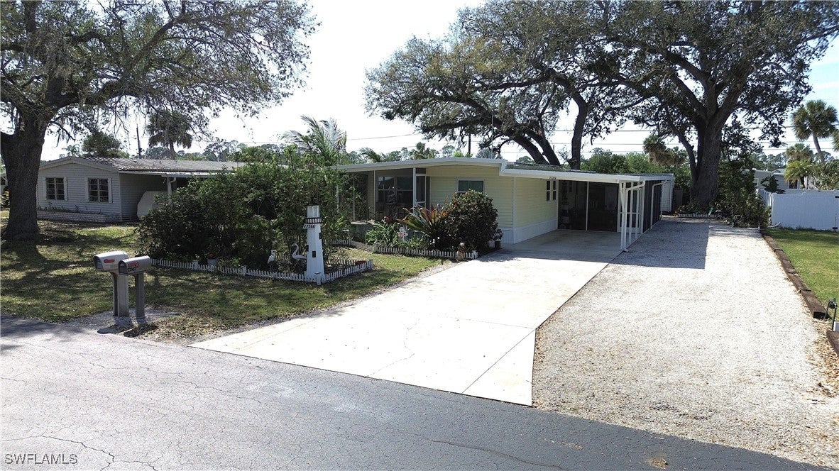 27366 Bourbonniere Drive — photo