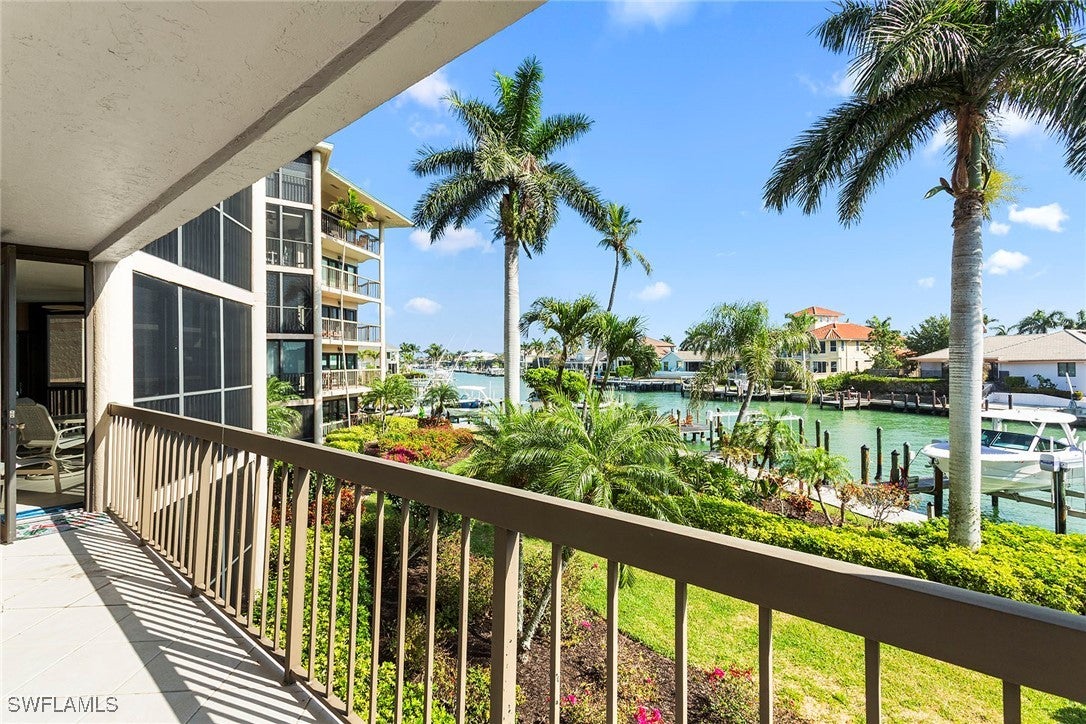845 Collier Court 204 — photo