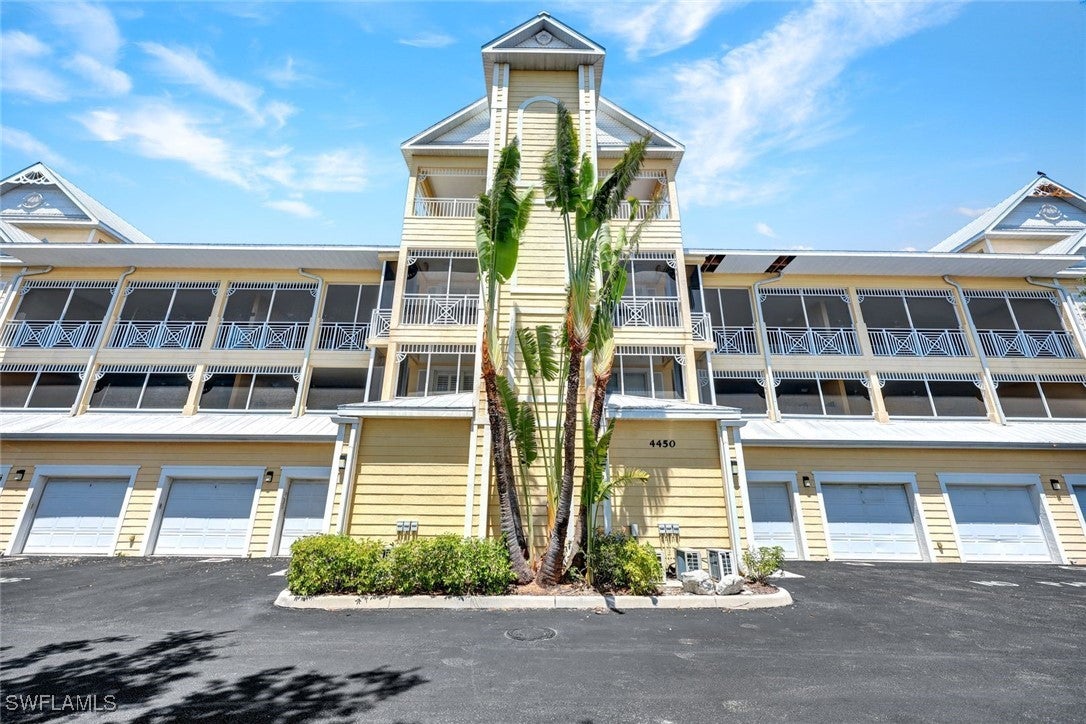 4450 Chickee Hut Court 102 — photo