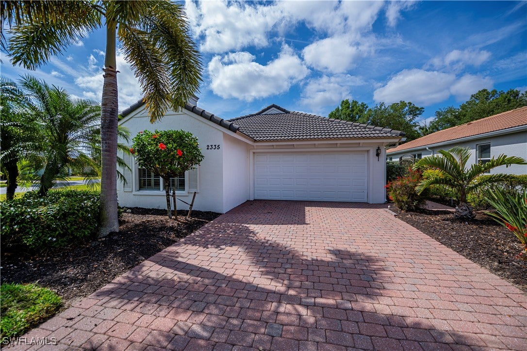 2335 Summersweet Drive — photo