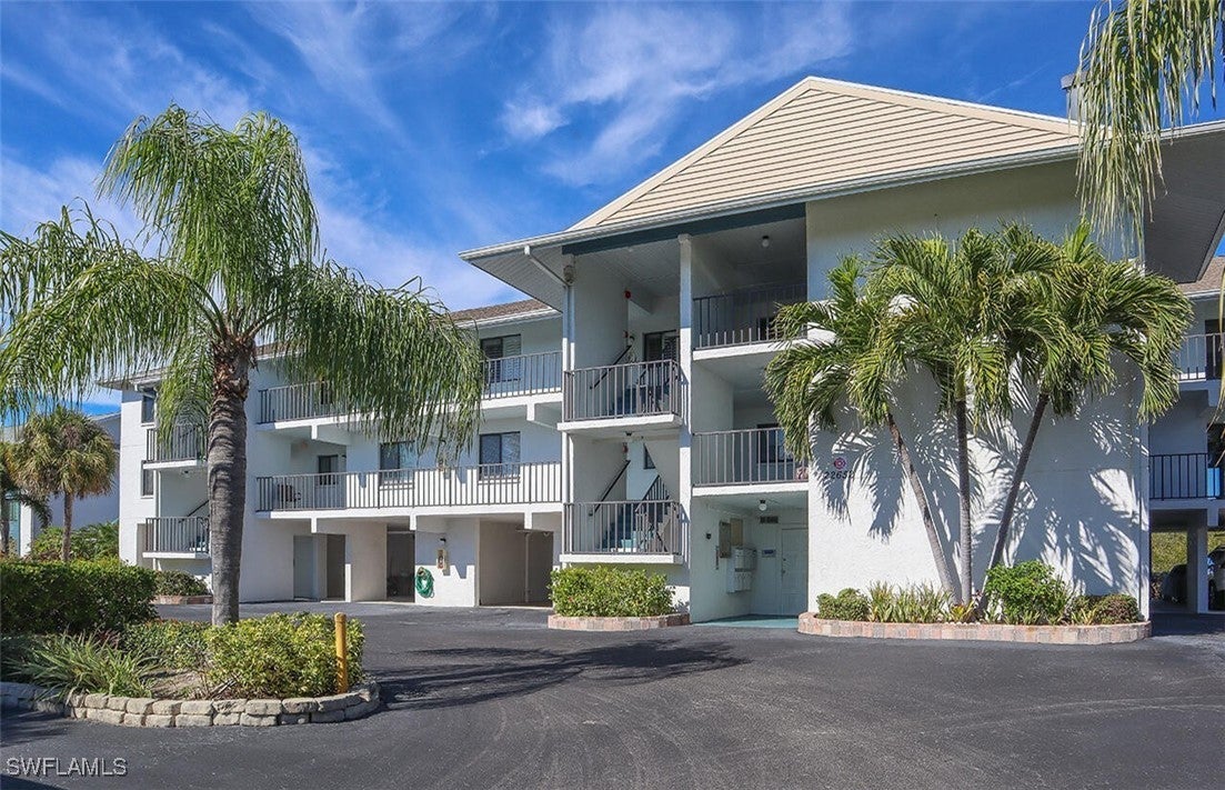 22652 Island Pines Way 254 — photo