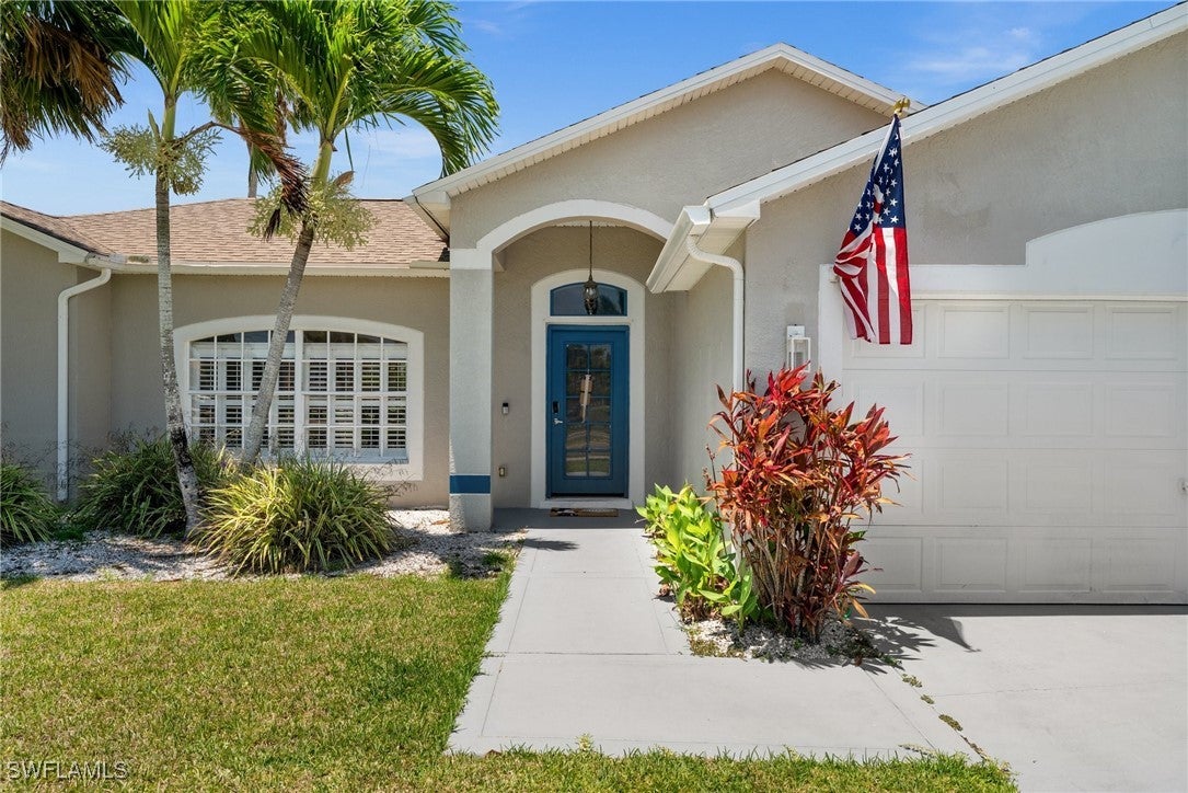 2017 Cape Coral Parkway W — photo