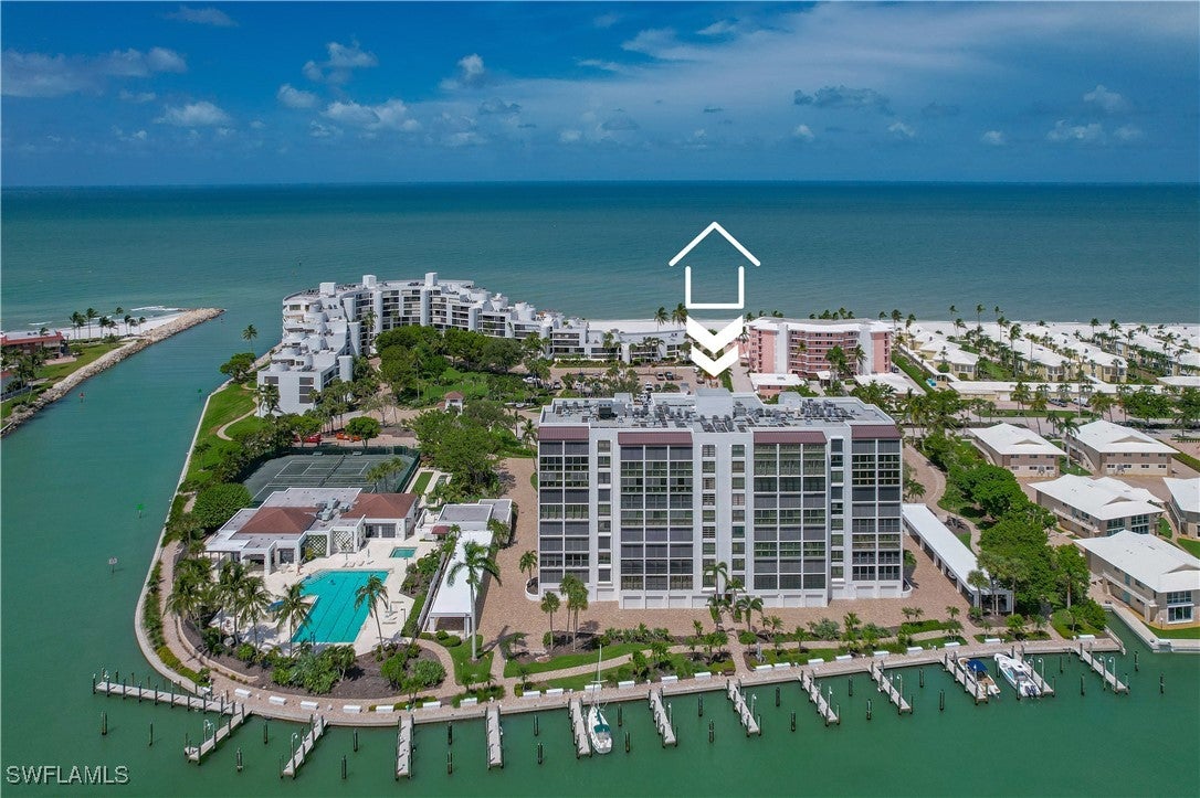 2400 Gulf Shore Boulevard N 203 — photo