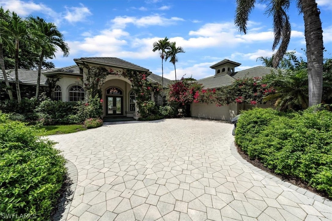 2339 Alexander Palm Drive — photo