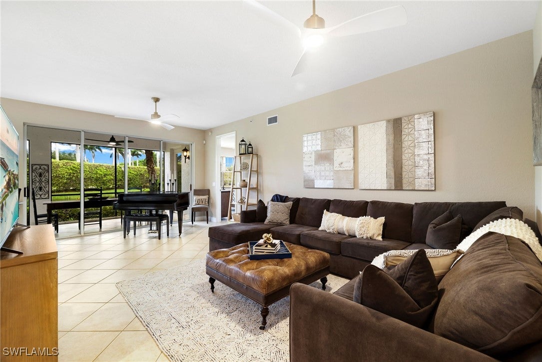 10010 Valiant Court 101 — photo