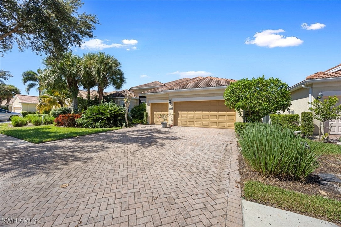 5858 Plymouth Place — photo