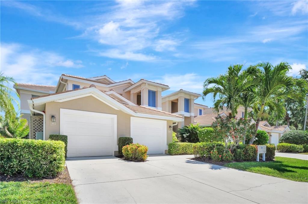 784 Carrick Bend Cir 101 — photo