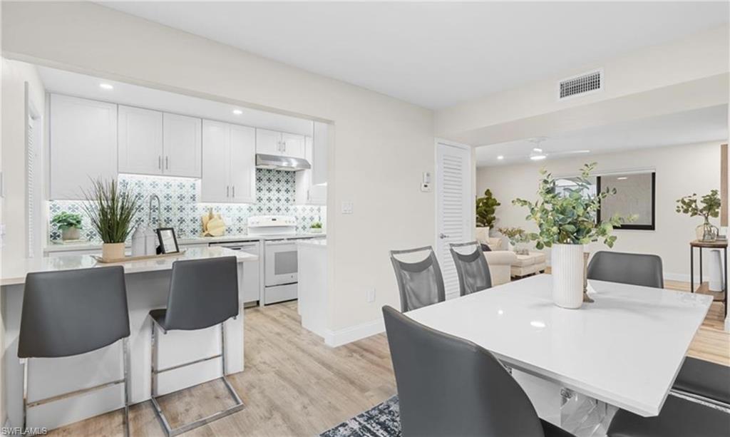 788 Park Shore Dr F17 — photo