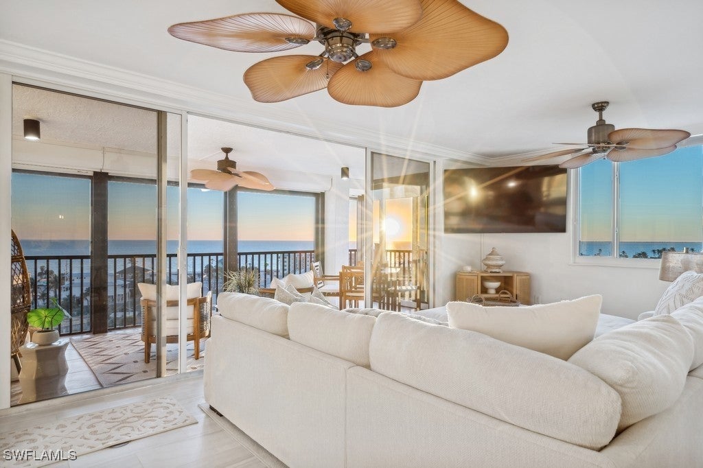 4753 Estero Boulevard 804 — photo