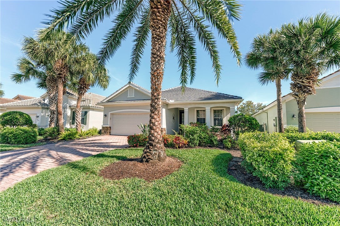 3806 Lakeview Isle Court — photo