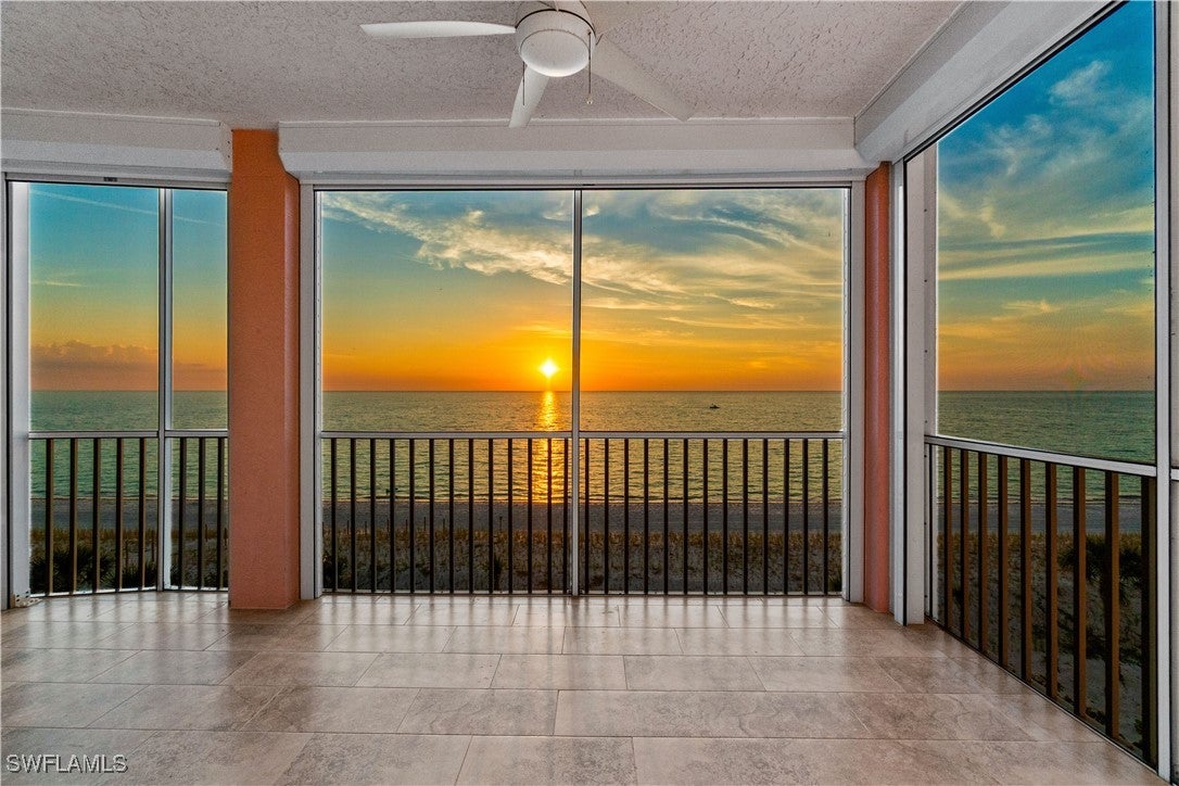 253 Barefoot Beach Boulevard 406 — photo