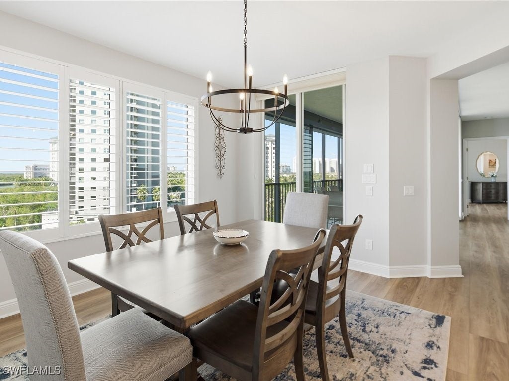 445 Cove Tower Drive 704 — photo