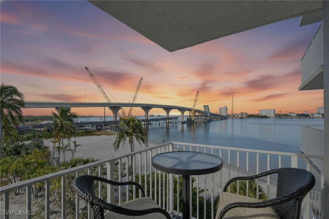 8701 Estero Boulevard 201 — photo