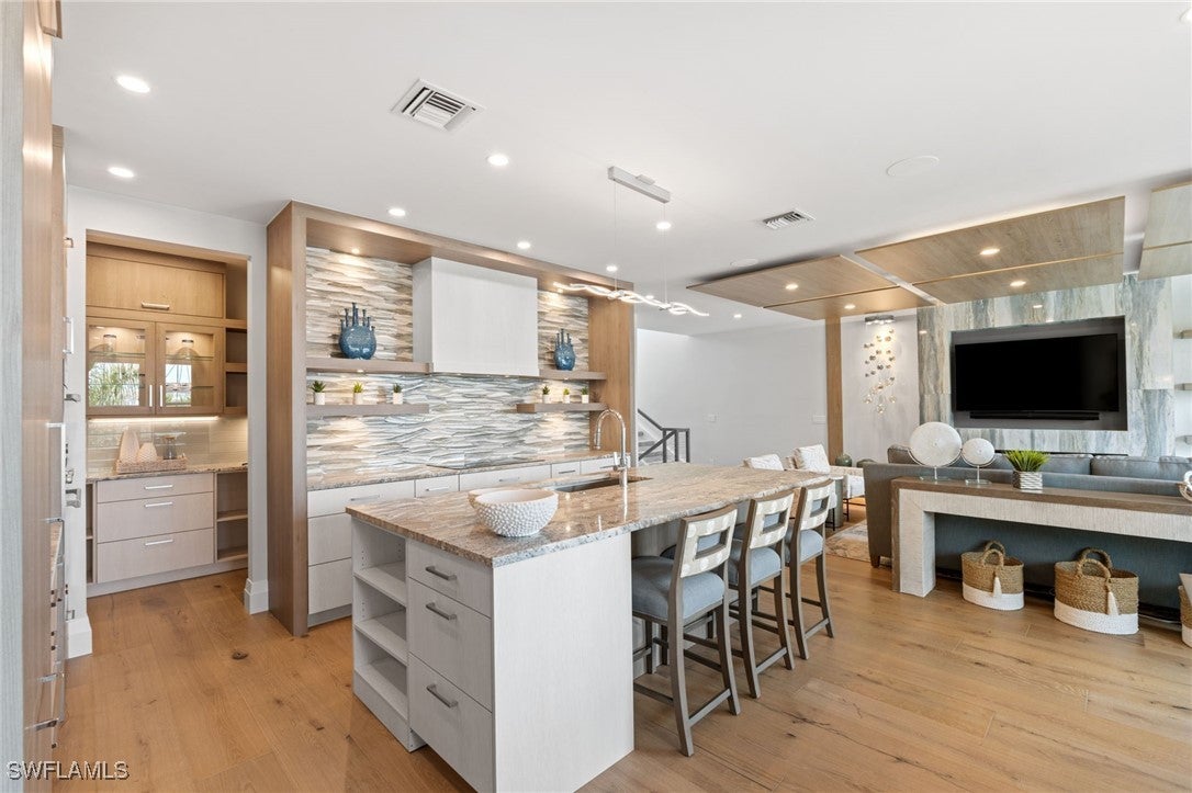 121 Barefoot Circle 16 — photo