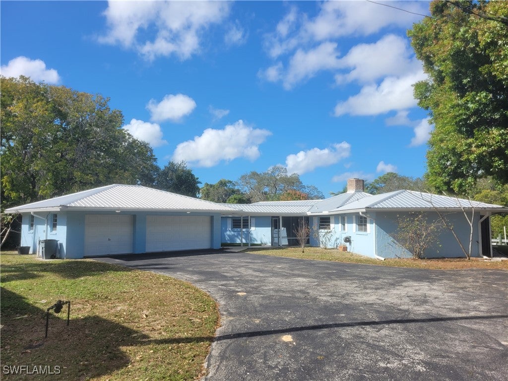 10131 Main Drive — photo