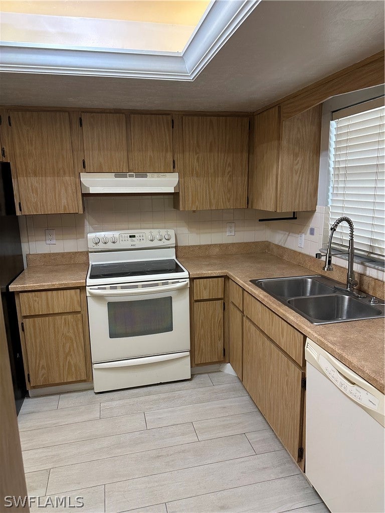 4955 Pepper Circle B206 — photo