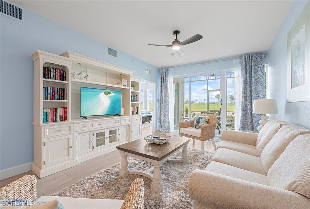 7915 Mahogany Run Lane 1114 — photo