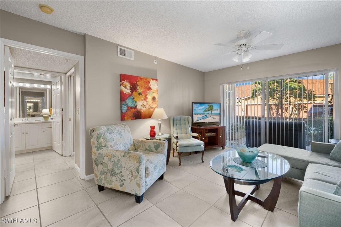 Home in Naples, FL 34112 — photo 2