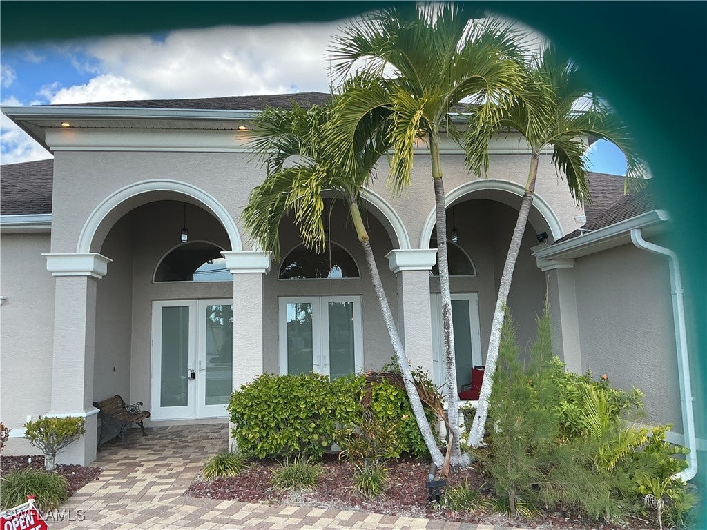 2605 Beach Parkway W — photo