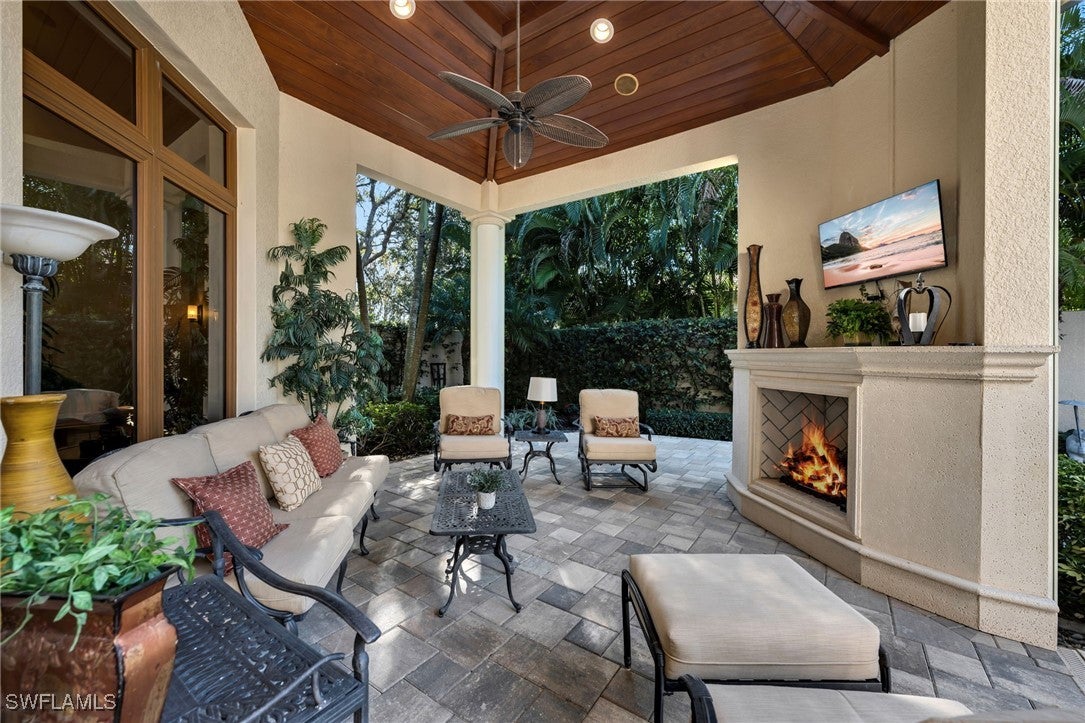28724 La Caille Drive — photo