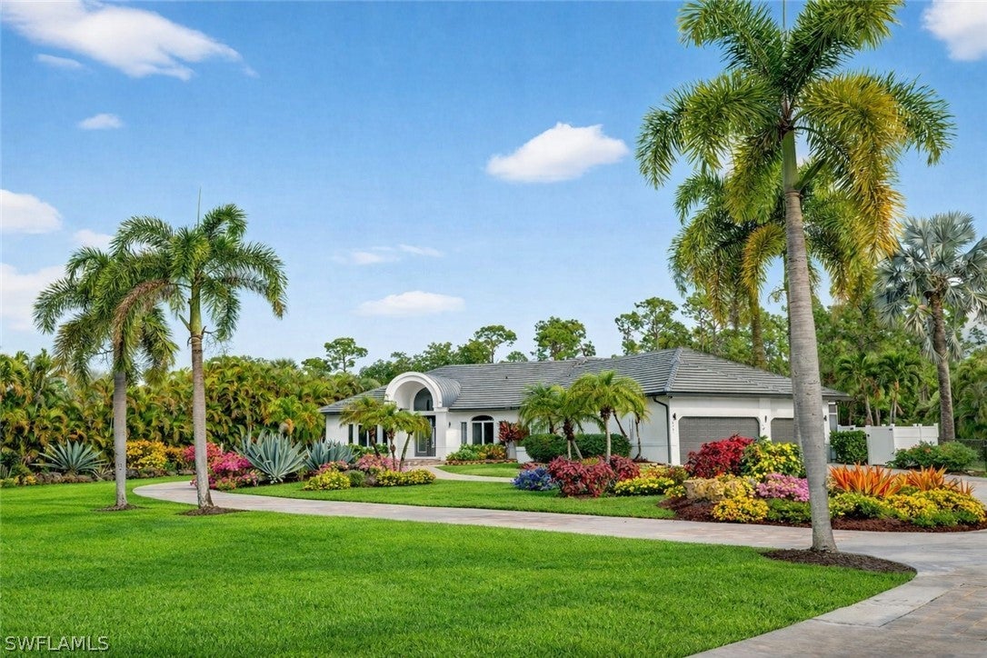 6461 Livingston Woods Lane — photo