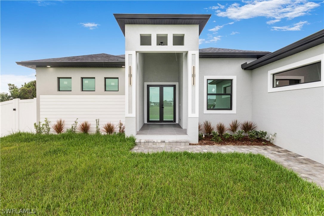 Home in Cape Coral, FL 33993 — photo 2