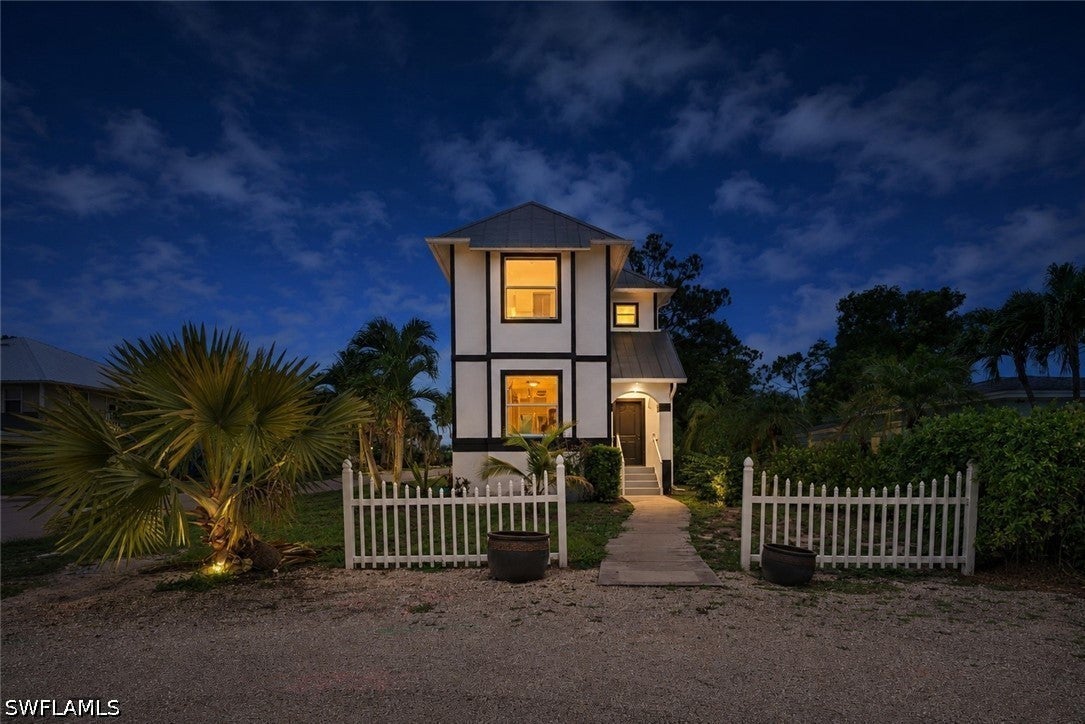4011 Tarpon Avenue — photo