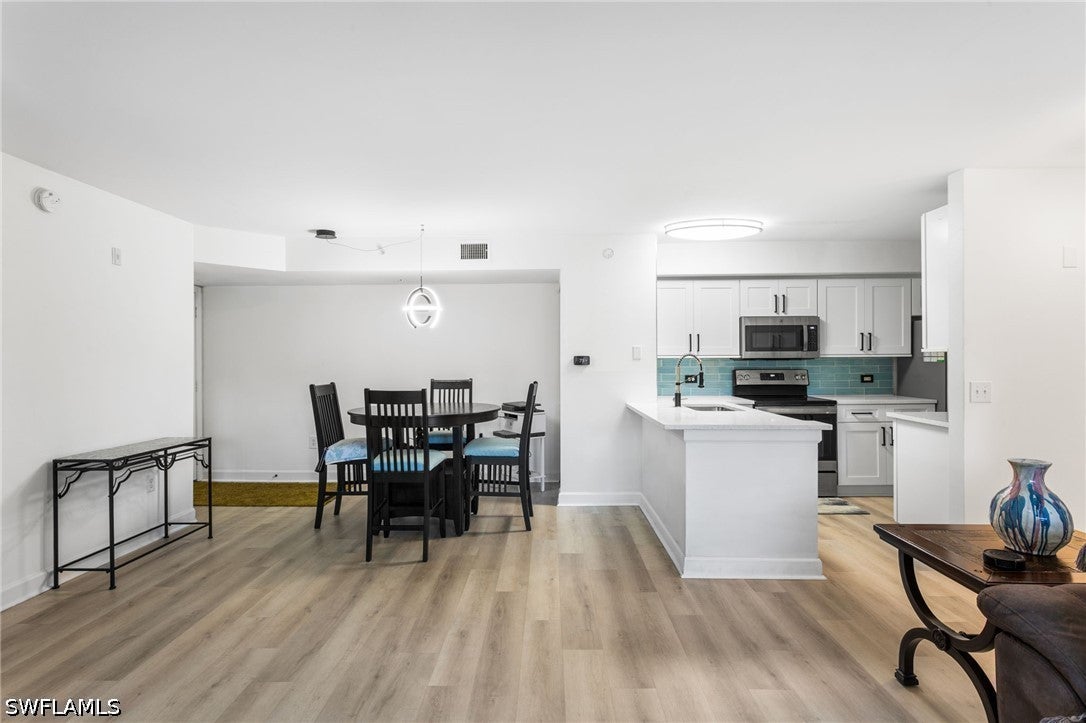 8940 Colonnades Court E 713 — photo