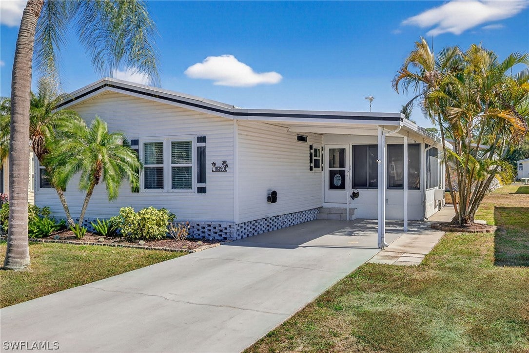 10390 Wales Loop — photo