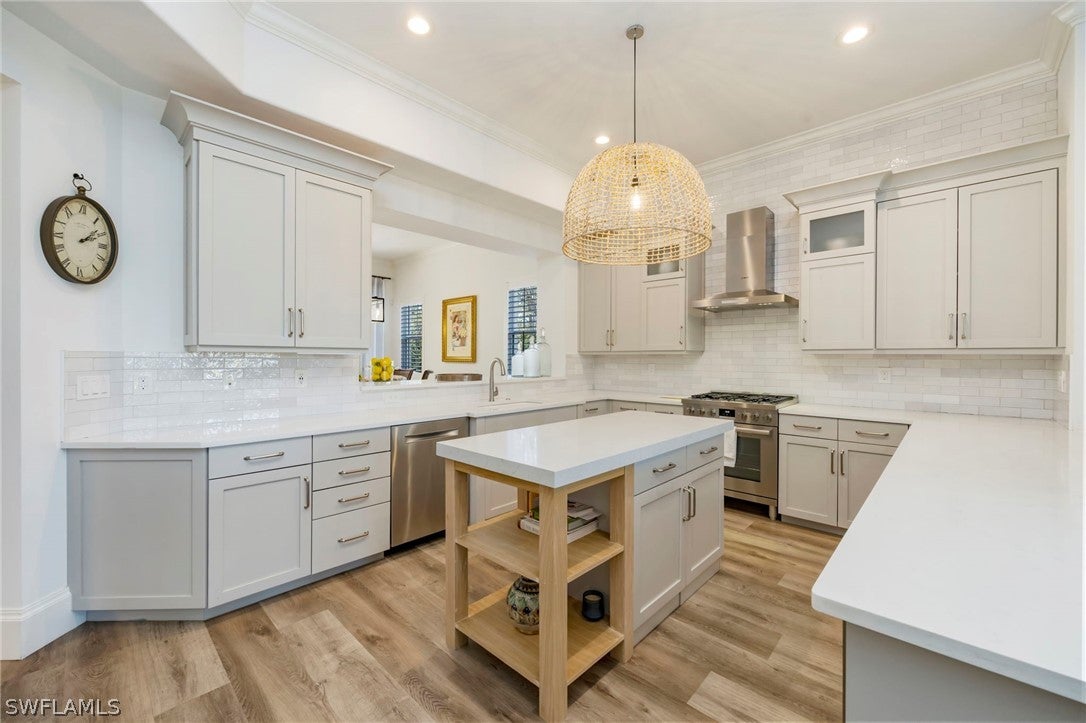 2870 Castillo Court 103 — photo