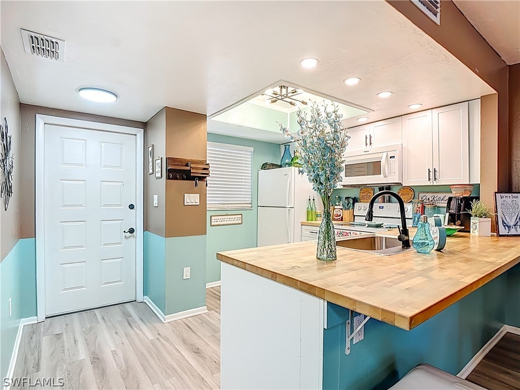1201 Barrett Road 1204 — photo
