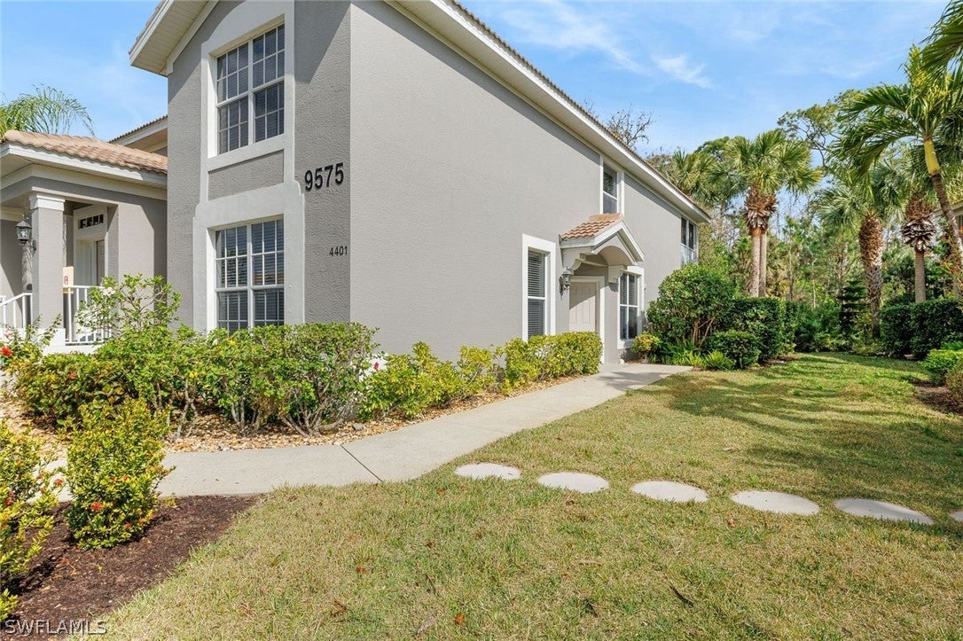 9575 Hemingway Lane 4401 — photo