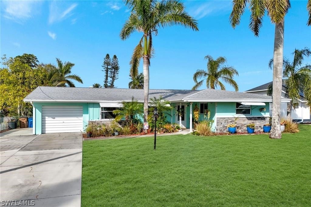 12315 Davis Boulevard — photo