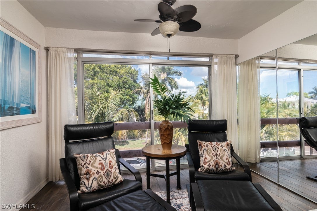 Home in Naples, FL 34102 — photo 3