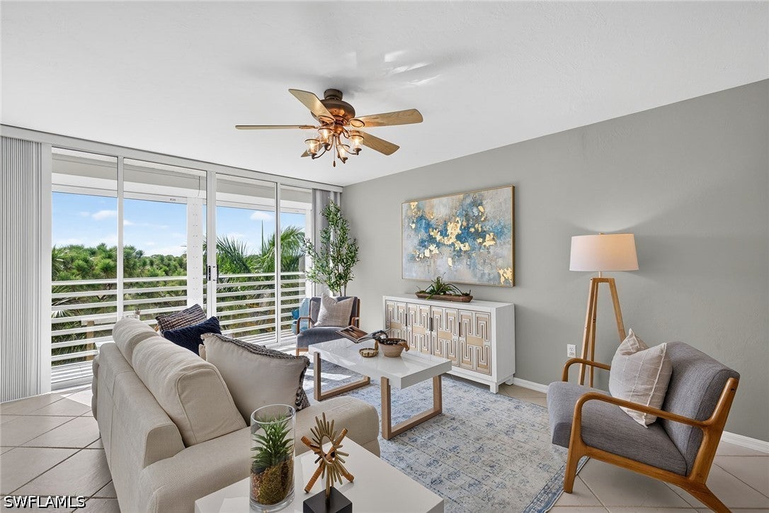 285 Naples Cove Drive 1703 — photo