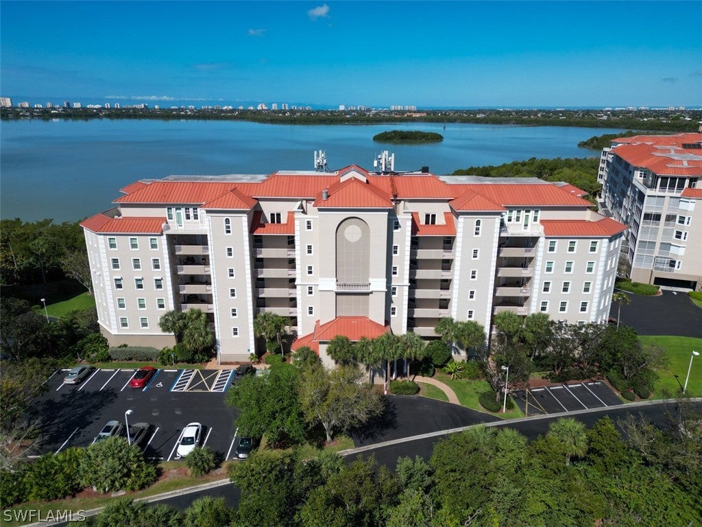 269 Vintage Bay Drive C7 — photo