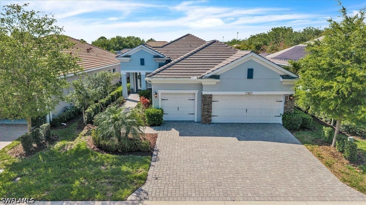 13861 Magnolia Isle Drive — photo