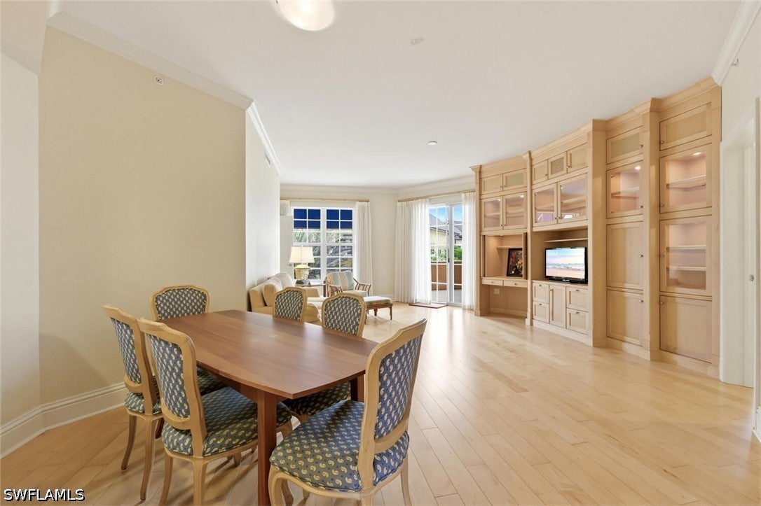 5068 Annunciation Circle 4310 — photo