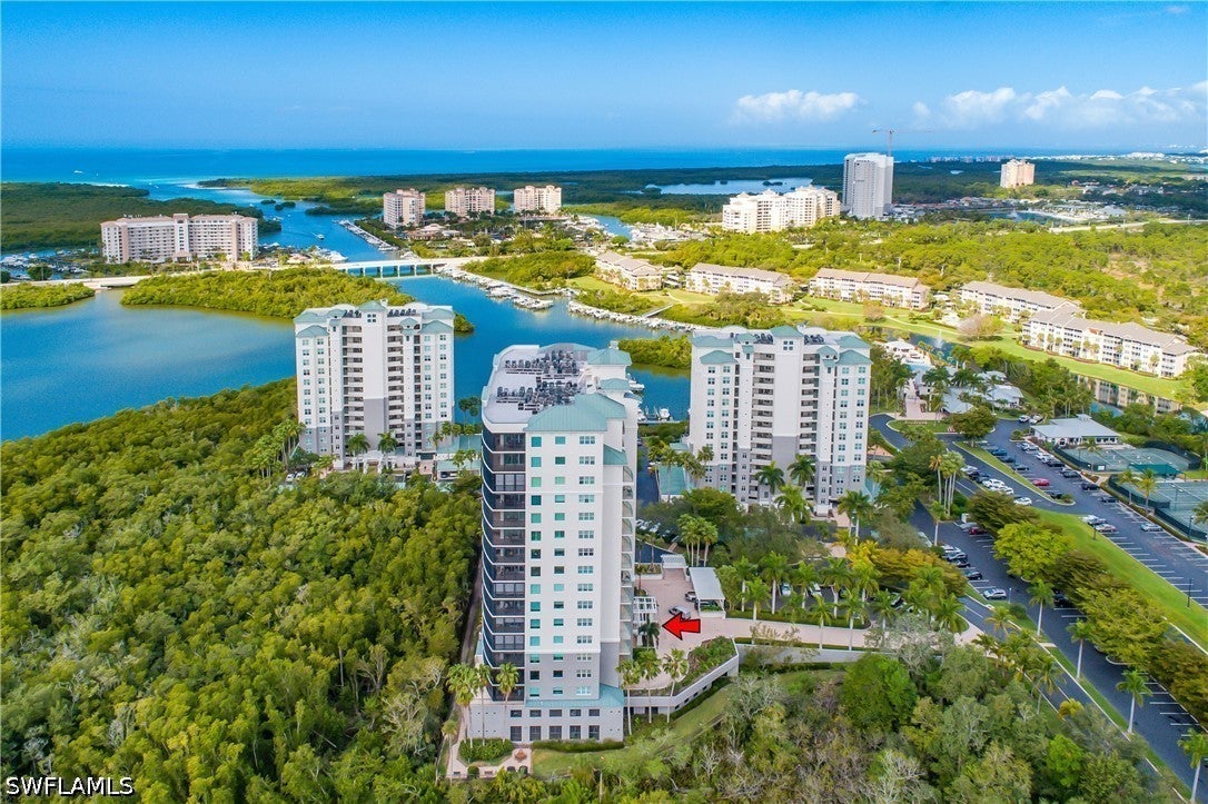 425 Cove Tower Drive 504 — photo