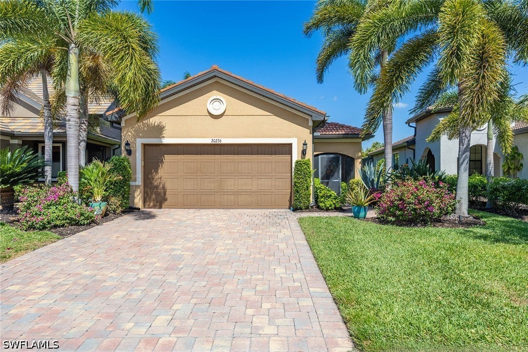 20236 Corkscrew Shores Boulevard — photo