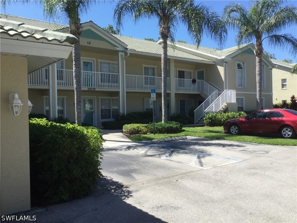 25735 Lake Amelia Way 204 — photo