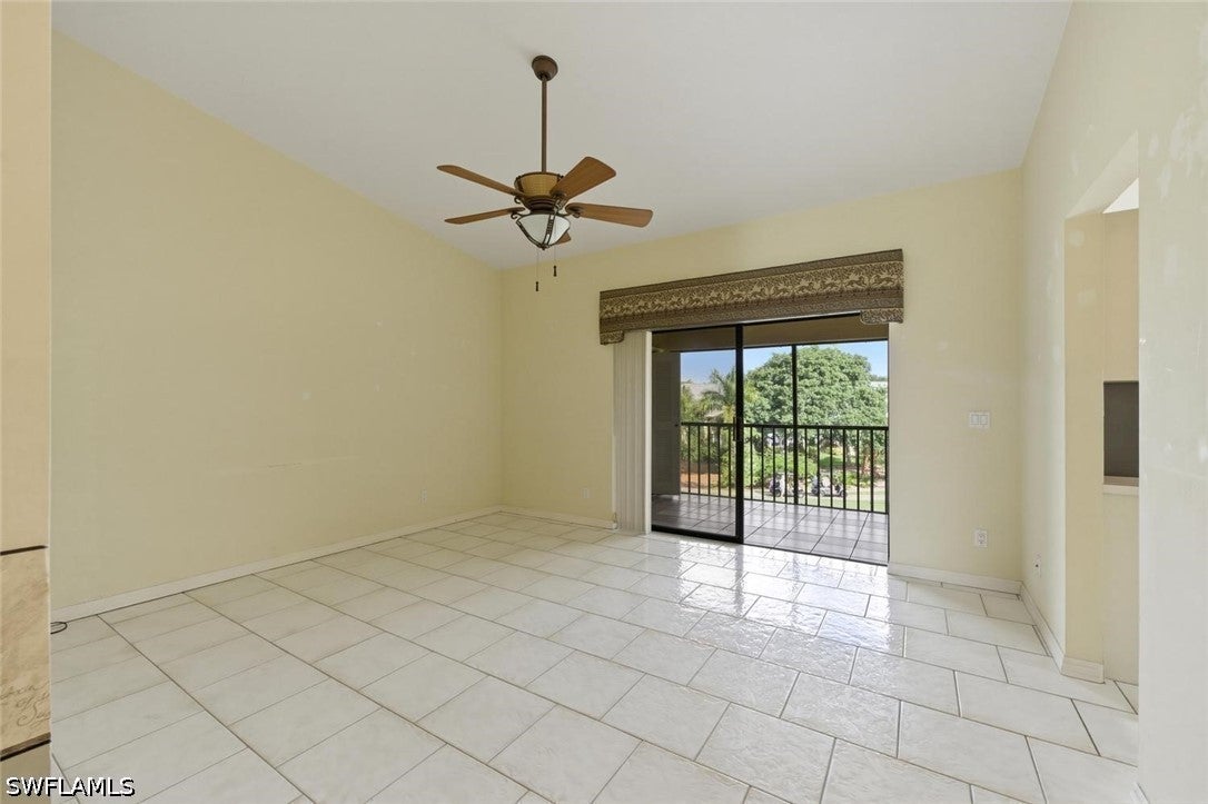 7380 Saint Ives Way 1305 — photo