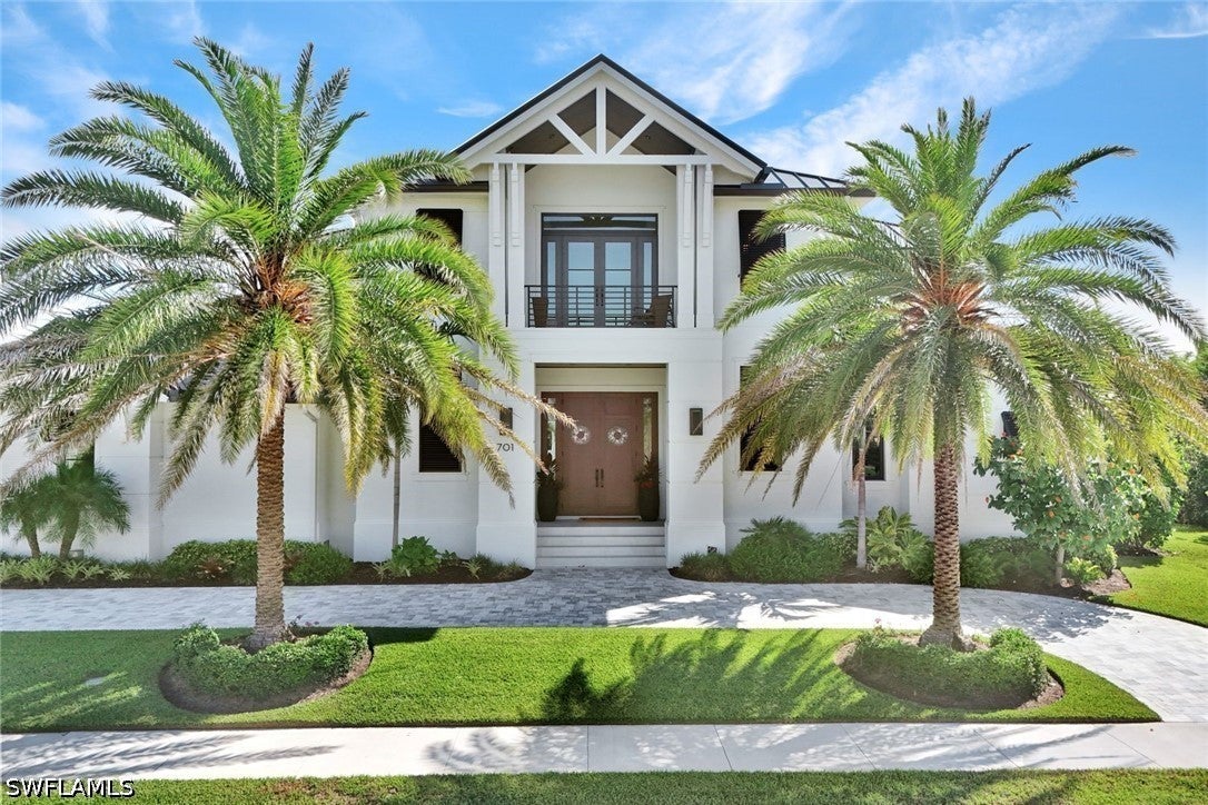 701 Plantation Court — photo
